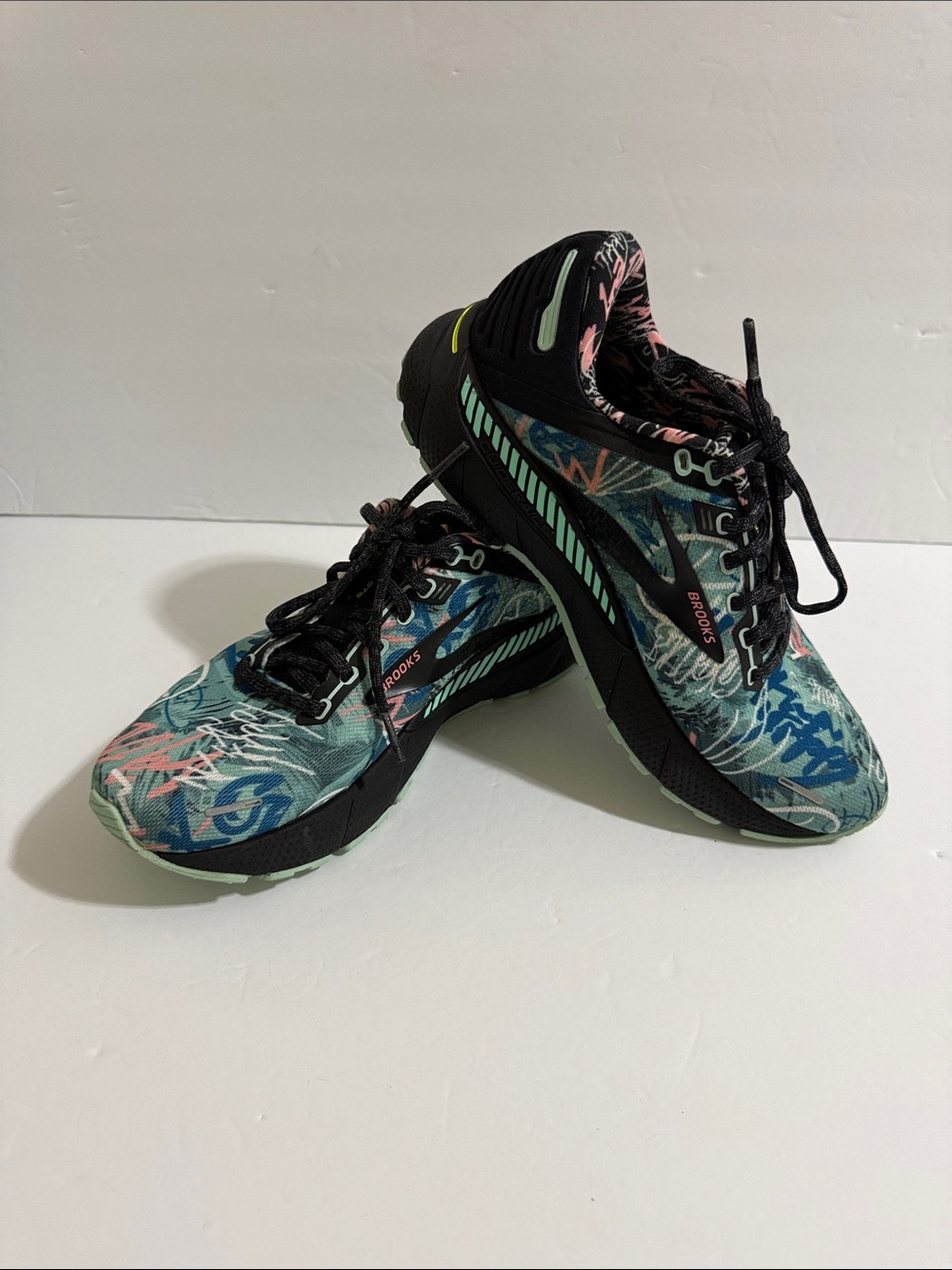 Brooks Women's Teal Black Pink Printed Running Sneakers
